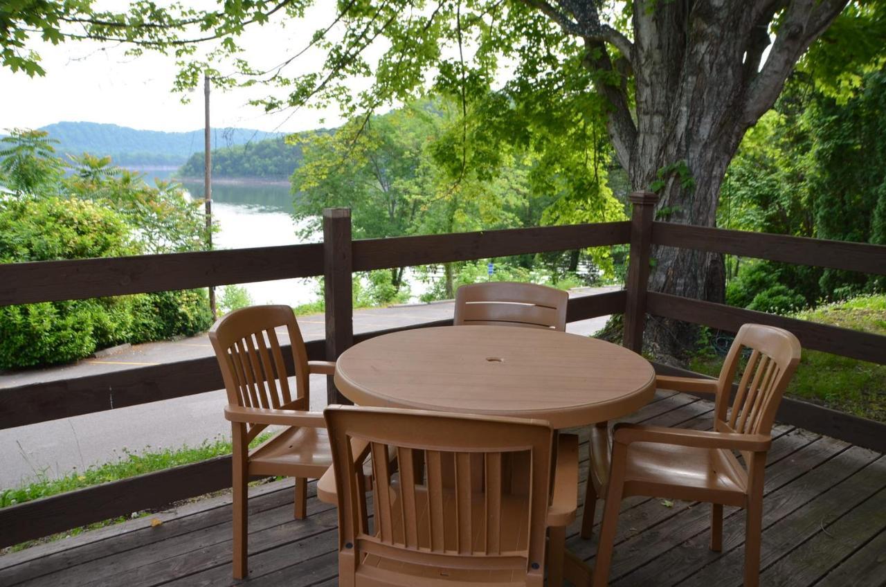 The Retreat At Center Hill Lake Smithville Exterior photo